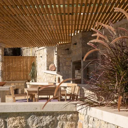 Valagron 2 ヴィラ *